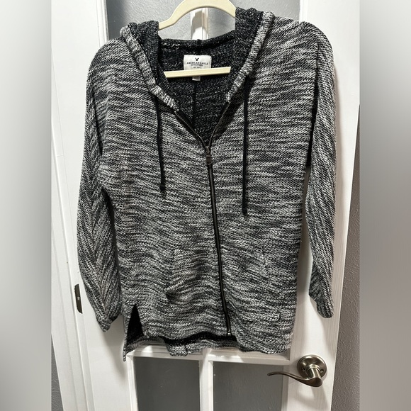American Eagle Grey Knit Zip Up Sweater - Picture 6 of 8